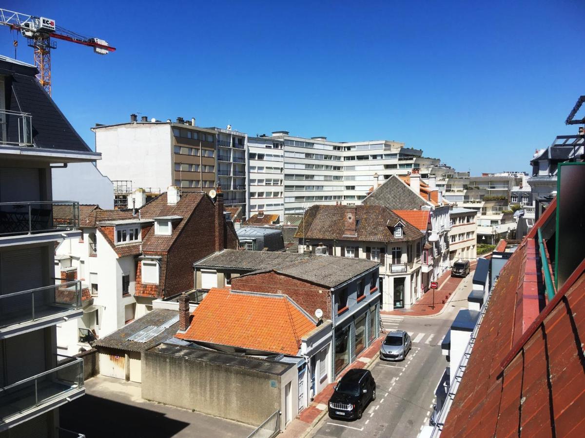 Duplex T4 Idealement Situe Entre La Place Du Marche Et Le Bord De Mer Le Touquet Exterior foto